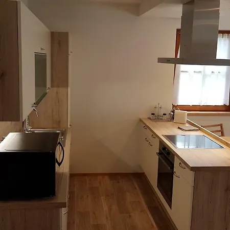 Bina' S House * سيليان