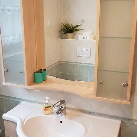 Bina' S House 公寓 锡利安