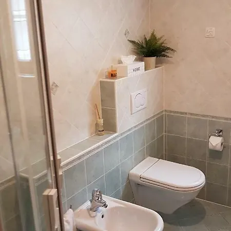 公寓 Bina' S House *